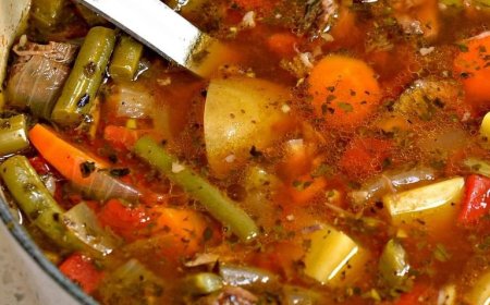 Gemüserindfleischsuppe