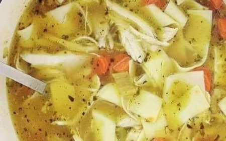 Hier ist die Fettverbrennungssuppe, mit der Sie in einer Woche 4 kg abnehmen können