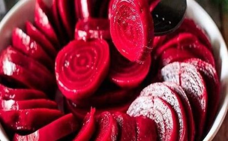 Köstlicher Rote-Bete-Zitronensaft reinigt Dickdarmschlacken und lässt Sie abnehmen