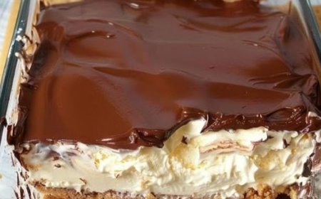 Dekadentes schnelles Schokoladendessert ohne Backen