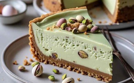 Dekadenter Pistazien-Frischkäsekuchen