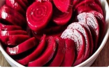 Tasty Beet and Lemon Juice Helps Cleanse Colon and Aid Weight Loss