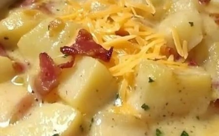 Loaded Baked potato soup