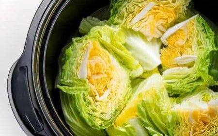 Put raw cabbage wedges in a slow cooker with these 3 ingredients. It’ll wow you..