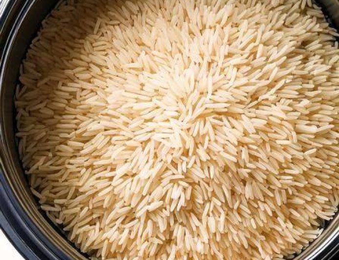 Put uncooked rice in a slow cooker with these 4 ingredients. It’s like heaven in a bowl