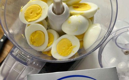 Humpty Dumpty Dip: A Deviled Egg Lover’s Dream in Dip Form