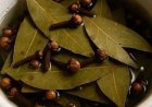 Bay Leaf and Clove Herbal Tea