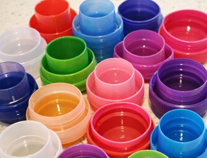 Don’t toss those empty laundry detergent caps just yet. Here are 10 clever ways to reuse them