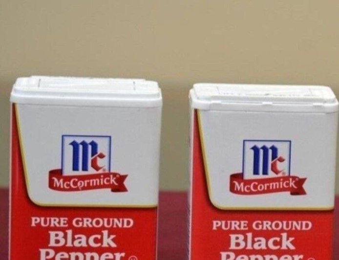 The Pepper Shaker Dilemma: How a Tiny Change Sparks a Big Debate About Honest Packaging