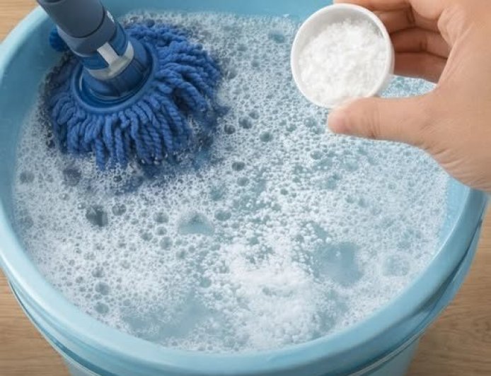 A homemade recipe for clean, shiny and pleasantly smelling floors