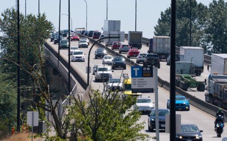 Highway Incident on Knight Street Bridge What Happened This Morning