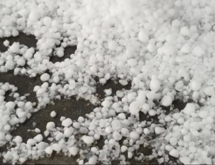 Severe Hailstorm Hits Town, Causing Significant Damage in Minutes