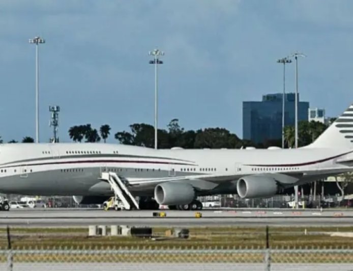 Emergency Landing Leads Pilot To An Incredible Discovery Hidden Inside The Plane
