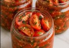 Koreanische Tomaten. Ihr Geschmack ist unvergleichlich und sie halten sich perfekt bis Neujahr